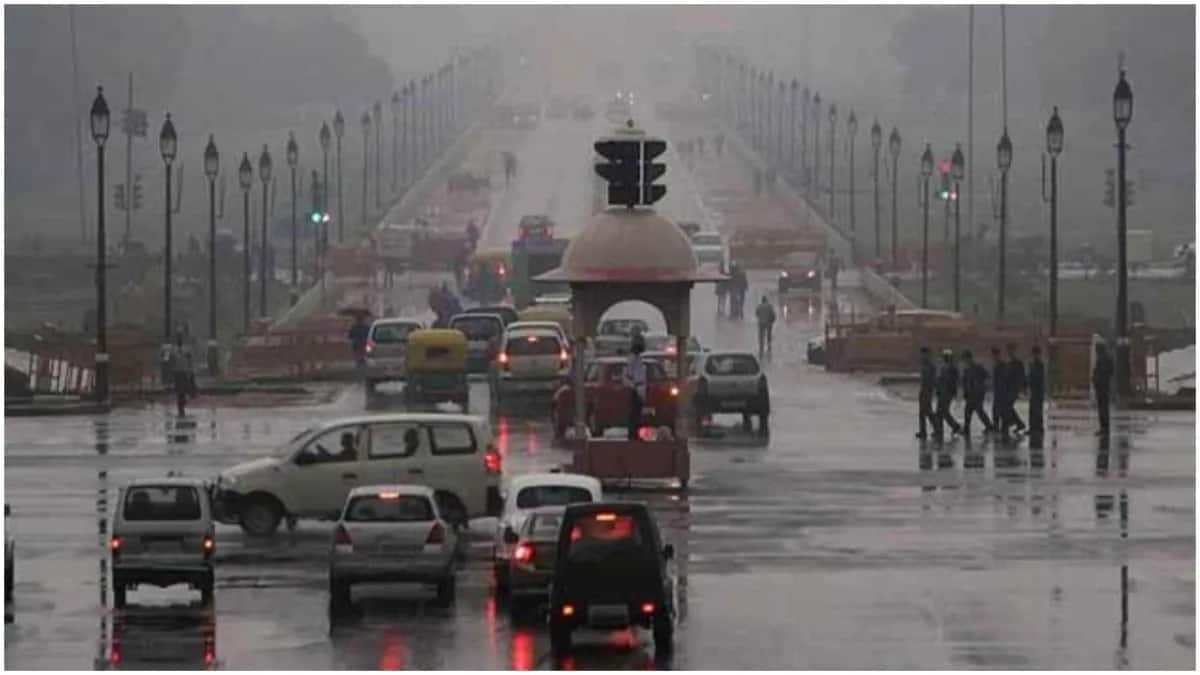 Weather Alert: दिल्ली-NCR में अचानक बदला मौसम, यूपी-बिहार समेत इन  17 राज्यों में आंधी-तूफान का अलर्ट