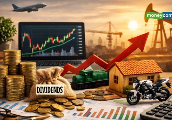 Dividend Stocks: RVNL और HUDCO समेत 4 सरकारी कंपनियां दे रहीं डिविडेंड का तोहफा, जानिए रिकॉर्ड डेट समेत पूरी डिटेल