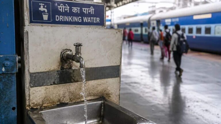 रेलवे स्टेशनों के पानी में मिला E. coli बैक्टीरिया! CAG ऑडिट में 458 Railway Stations फेल, टॉयलेट की भी कमी