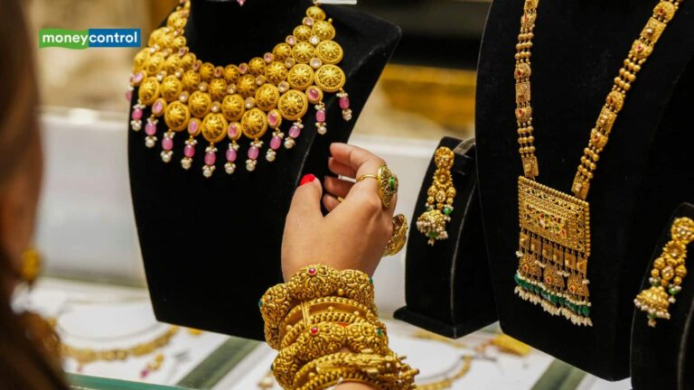 Deepa Jewellers IPO: 1 सितंबर से ₹460 करोड़ का इश्यू खुलेगा, 30% पर है GMP; जानिए प्राइस बैंड समेत पूरी डिटेल