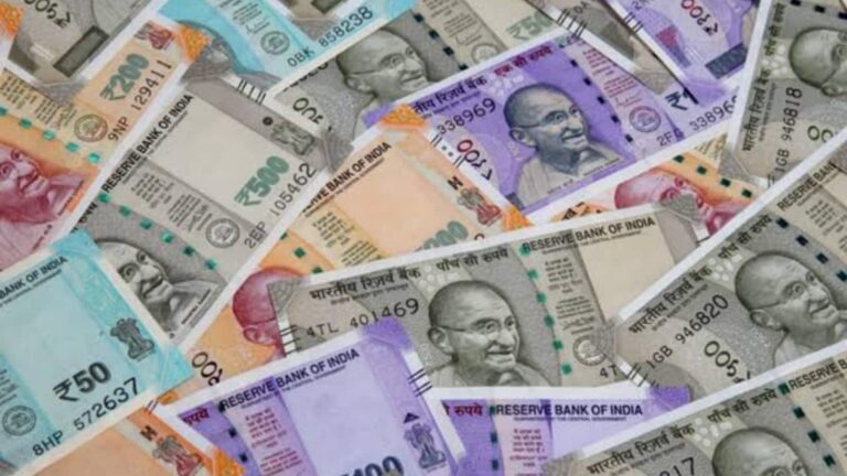 MLA Salary: कार, बंगला और लाखों के भत्ते! जानिए किस राज्य के विधायक कमाते हैं सबसे ज्यादा पैसा
