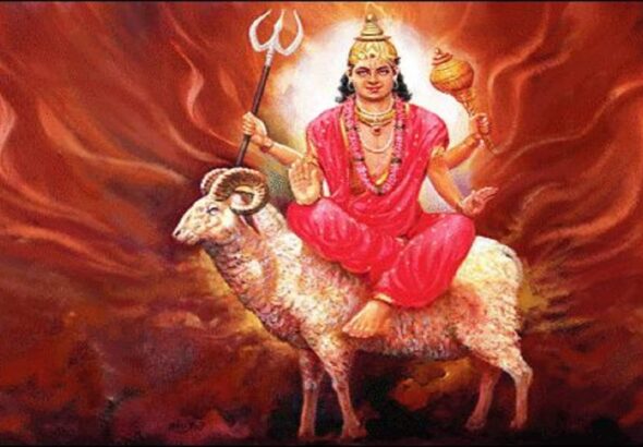 Dwi Dwadash Yog: बुध-मंगल ने दुर्लभ द्विद्वादश योग बनाया, 4 राशियों की चमकेगी किस्मत और बढ़ेगी धन-संपत्ति