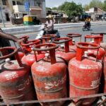 LPG Price 31 August 2026: महीने के आखिरी दिन जानें गैस सिलेंडर का ताजा भाव, दिल्ली-मुंबई समेत इन शहरों में कितनी है कीमत