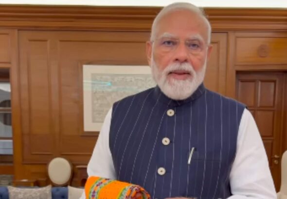 PM Modi ने दिया ‘GRWM’ चैलेंज! National Handloom Day पर युवाओं से की खास अपील