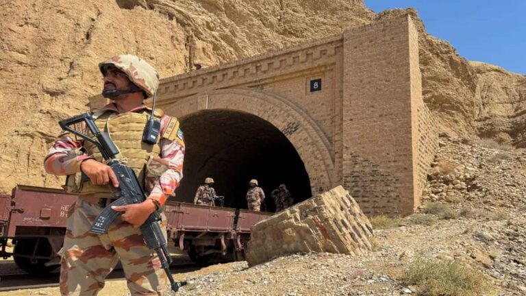 Pakistan-Balochistan Conflict: 'सेना हटाओ, हथियार यहीं छोड़कर जाओ..'; बलूचिस्तान का पाकिस्तान को फिर अल्टीमेटम