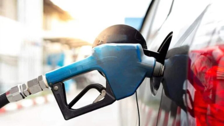 Petrol Diesel Price Today: पेट्रोल-डीजल के नए रेट जारी, घर से निकलने से पहले जानें ताजा कीमतें