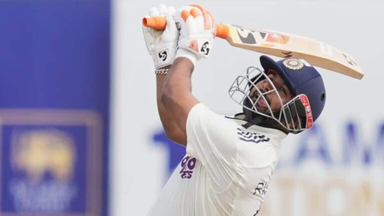 IND vs SL: विराट-रोहित से भी आगे निकले ऋषभ पंत, टेस्ट क्रिकेट में लगाया छक्कों का 'शतक'
