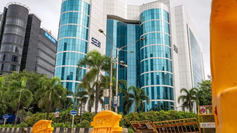 CAS में गड़बड़ी पर SEBI का तगड़ा एक्शन, जेपी मॉर्गन की इकाई मानसी शेयर पर लगी रोक, जानिए कैसे हुआ ये पूरा खेल