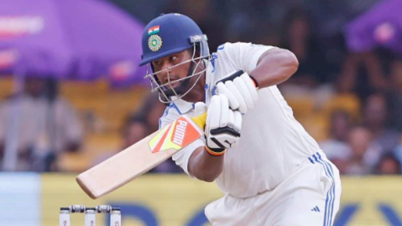 IND vs SL:  टीम इंडिया में फिर हुई सरफराज खान की वापसी, इस खिलाड़ी की जगह मिला मौका