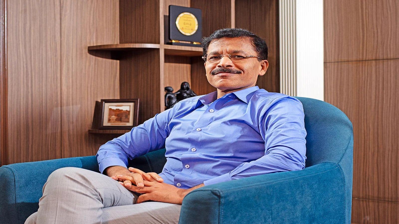 Tukaram Mundhe: "क्या आपको लगता है कि आप भगवान हैं?" बॉम्बे हाई कोर्ट ने IAS तुकाराम मुंढे के FDI को क्यों लगाई फटकार?