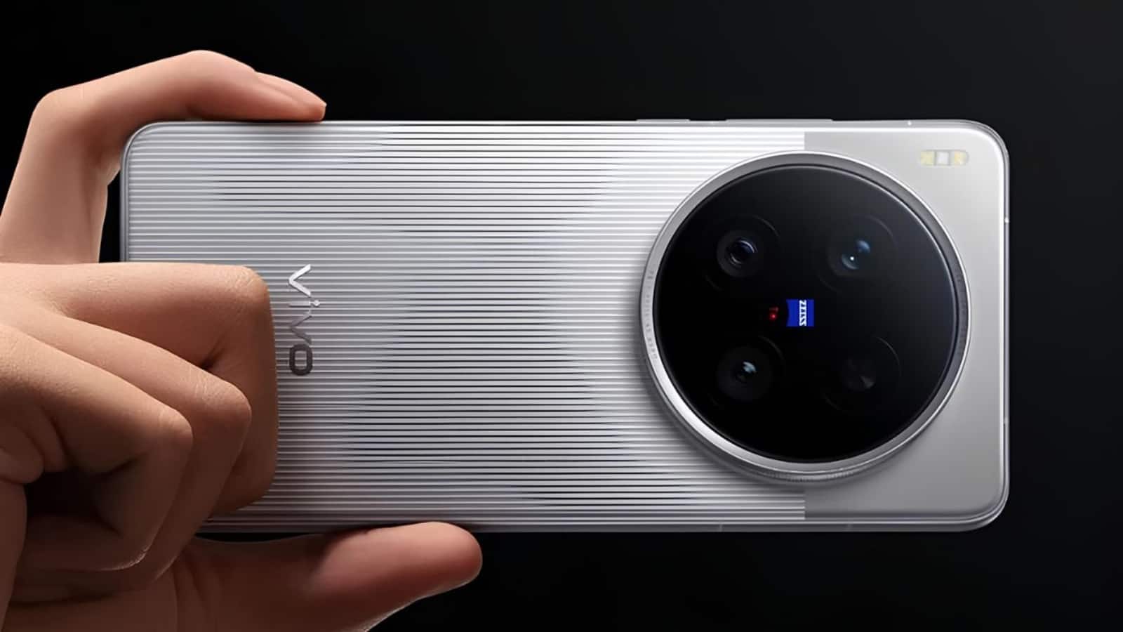 Vivo X500 Pro के लॉन्च से पहले लीक हुए फीचर्स, मिलेगा 144Hz डिस्प्ले और 2nm प्रोसेसर