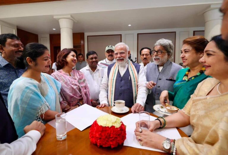 'मैं आपके साथ हूं', TMC और उद्धव सेना के बागी सांसदों से बोले PM मोदी