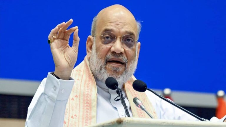 'कोई सपने में भी कैसे सोच सकता है कि वंदे मातरम अधूरा छोड़ दिया जाए?', कांग्रेस पर बरसे अमित शाह, कहा- थोड़ी भी शर्म बची है तो...