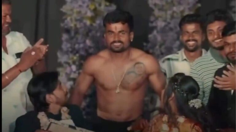 Viral Video: दोस्त की शादी में शख्स ने दिया ऐसा गिफ्ट, सीने पर बनवा लिया दूल्हा-दुल्हन का टैटू