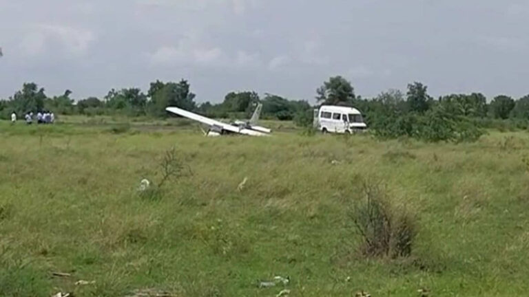 बारामती में एयरक्राफ्ट दुर्घटना, ट्रेनिंग विमान हादसे का शिकार, यहीं क्रैश हुआ था अजित पवार का प्लेन