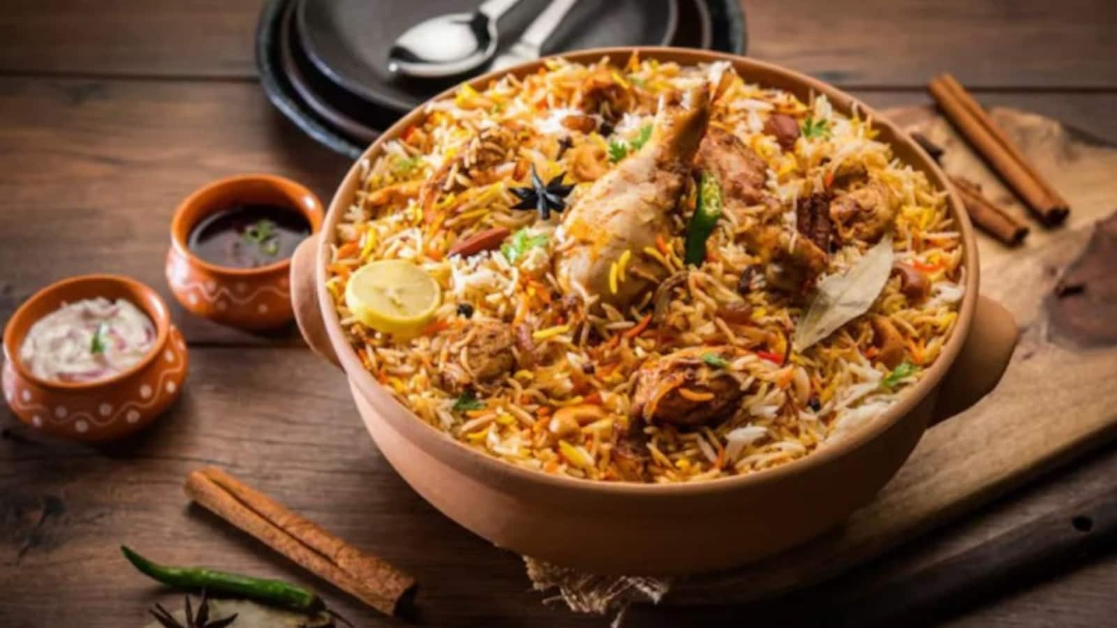 GK: किस देश में सबसे पहले बनीं थी बिरयानी? कहानी भले ही उलझी है, लेकिन खुशबू और स्वाद लाजवाब