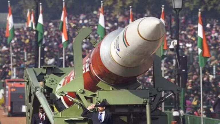 Defence Stocks : सरकार से घरेलू डिफेंस कंपनियों को मिला तगड़ा बूस्टर डोज, इन कंपनियों को मिलेगा सीधा फायदा