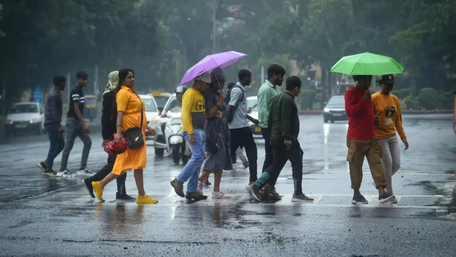 संडे 2 अगस्त का मौसम: दिल्ली NCR में बारिश पड़ेगी या बढ़ेगी उमस? IMD ने दिया ये पूर्वानुमान