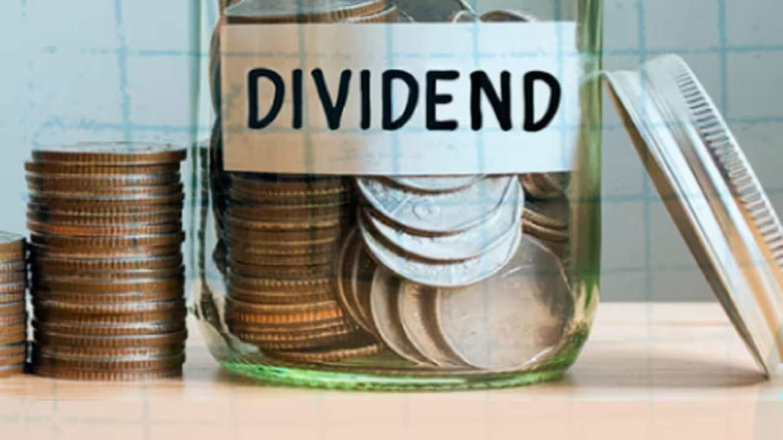 Dividend Stock: हर शेयर पर ₹90 का स्पेशल डिविडेंड, 7 अगस्त ​रिकॉर्ड डेट; एक साल में कीमत 50% चढ़ी