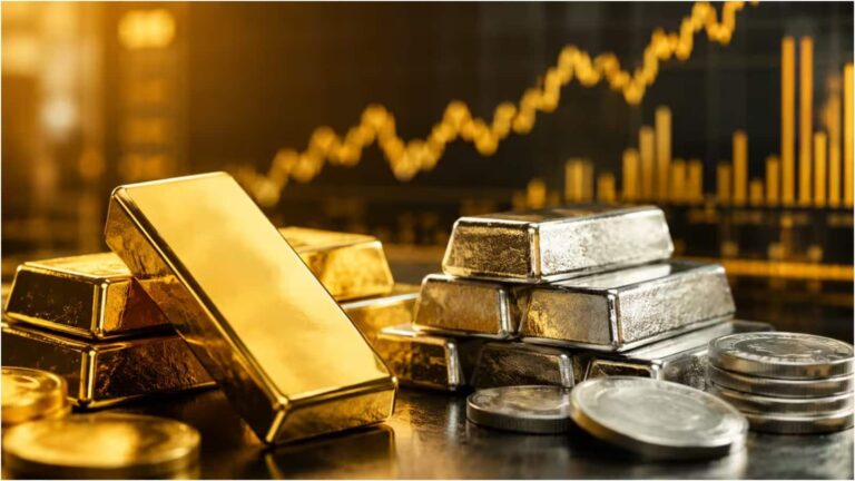 Gold Silver Prices Today: दिल्ली में सोना ₹4300 चढ़ा, चांदी एक दिन में ₹10000 उछली