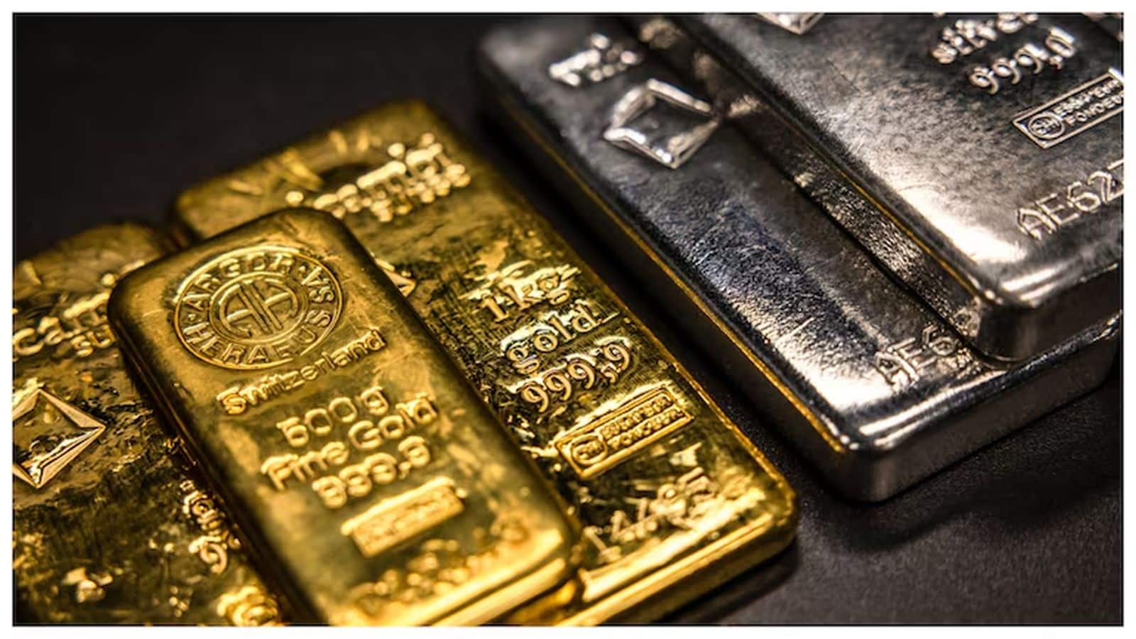 Gold-silver Price : कमोडिटी में मजबूत रैली कायम रहने की उम्मीद, सोने-चांदी में अभी भी 10% तेजी की गुंजाइश