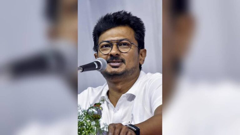 BREAKING: तमिलनाडु में हाई-वोल्टेज ड्रामा, तृषा पर अभद्र टिप्पणी मामले में उदयनिधि स्टालिन गिरफ्तार; घर से उठा ले गई पुलिस