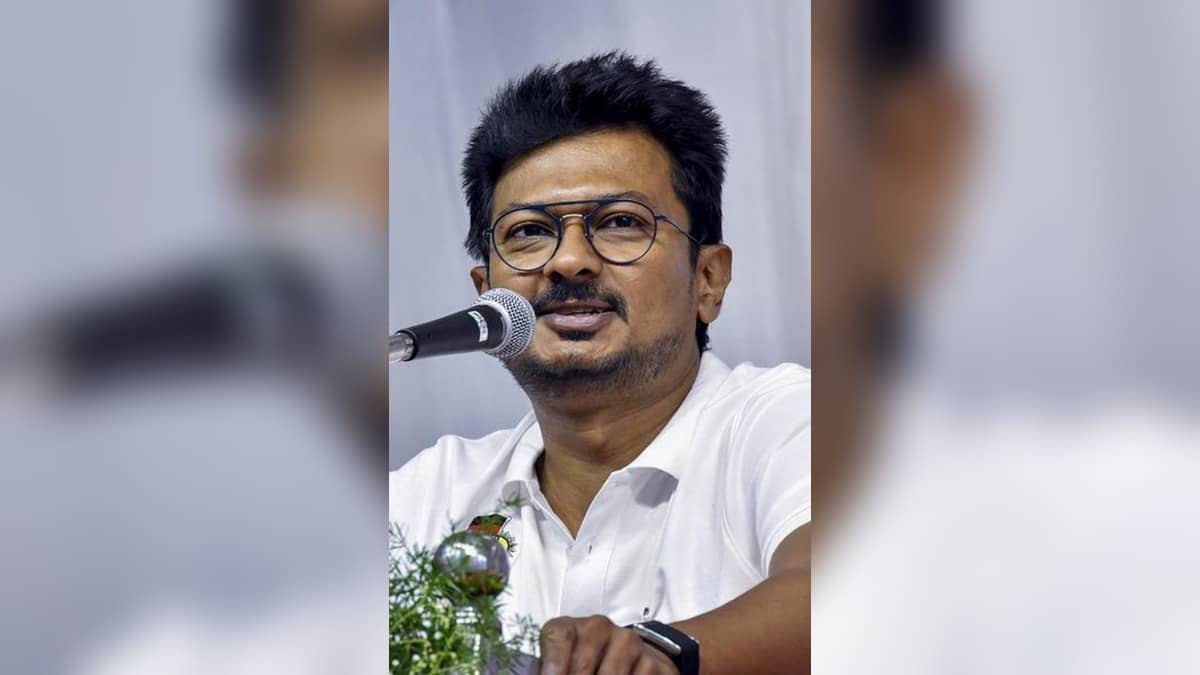BREAKING: तमिलनाडु में हाई-वोल्टेज ड्रामा, तृषा पर अभद्र टिप्पणी मामले में उदयनिधि स्टालिन गिरफ्तार; घर से उठा ले गई पुलिस