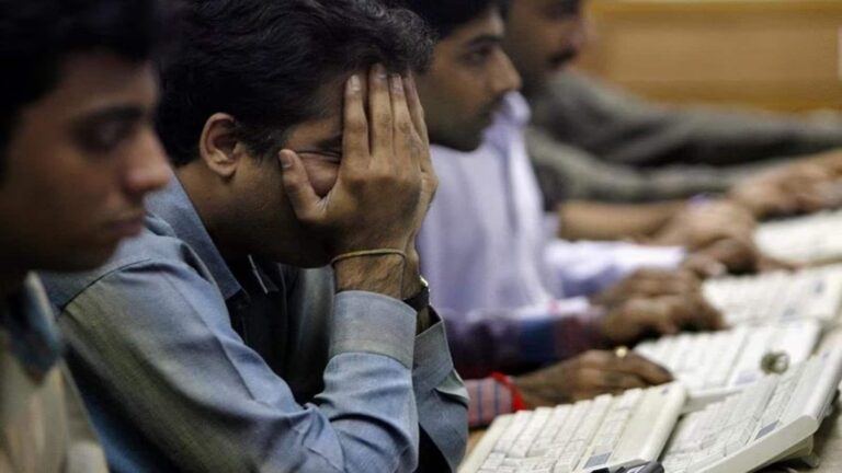 Stock Market Fall: सेंसेक्स 455 अंक गिरकर बंद, निफ्टी आया 24570 पर; निवेशकों के ₹1.60 लाख करोड़ साफ