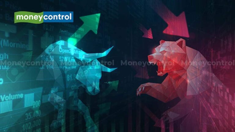 एक्सपायरी पर Sensex ग्रीन, लेकिन घटी निवेशकों की दौलत, Nifty बढ़त के साथ 24636 पर बंद