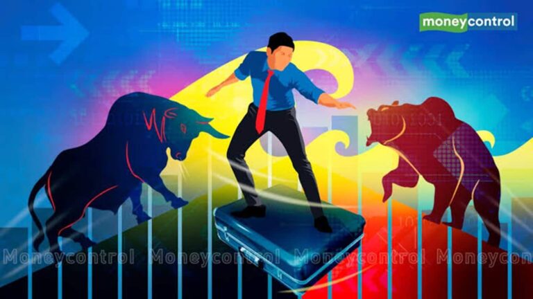 Share Market Crash: बैंकिंग शेयरों का दबाव, Sensex में 350 प्वाइंट्स की गिरावट, 4 वजहों से Nifty आया 24500 के नीचे