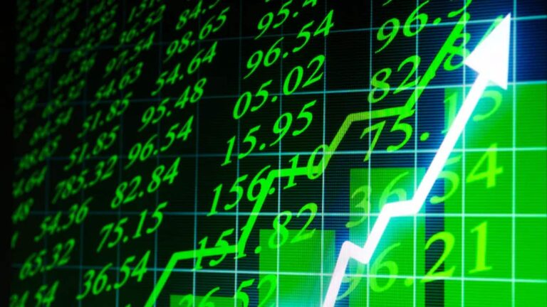 Market Trend : सेंसेक्स में बढ़त, निफ्टी की चाल सपाट, जानिए इंडेक्स और स्टॉक्स में आज कहां होगी कमाई