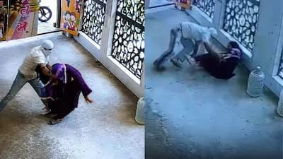 दिनदहाड़े स्कूल में घुसा हमलावर, क्लास से बाहर खींचकर महिला टीचर की बेरहमी से हत्या