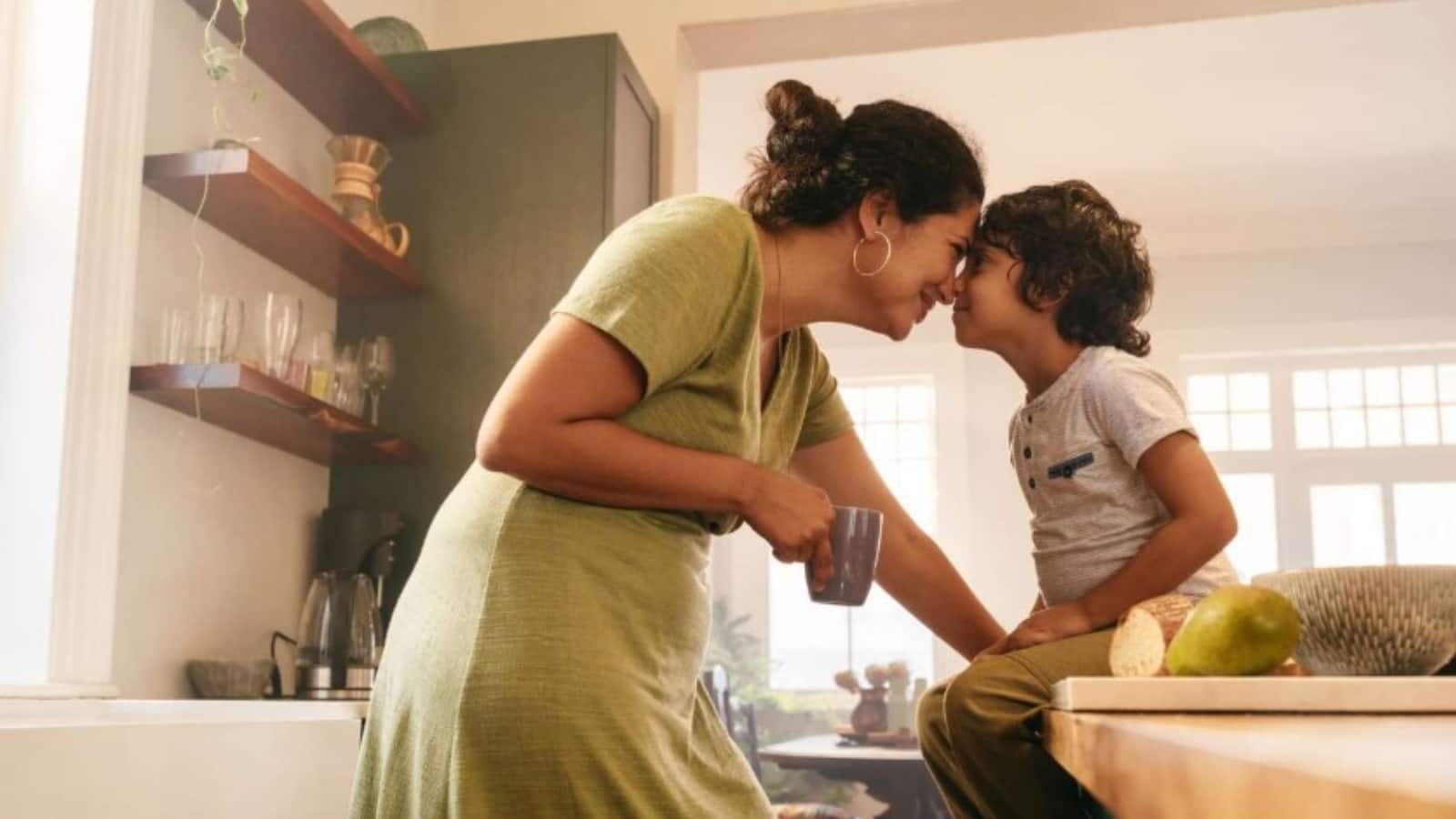 स्कूल के बाद हर माता-पिता को अपने बच्चे से पूछने चाहिए ये 5 सवाल, बढ़ेगा आत्मविश्वास