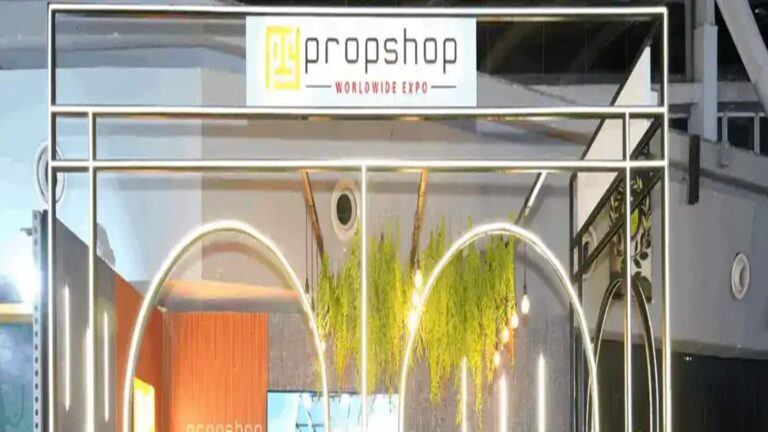 Propshop IPO Listing: हर लॉट पर ₹33100 स्वाहा, 20% डिस्काउंट पर एंट्री के बाद शेयर आए लोअर सर्किट पर