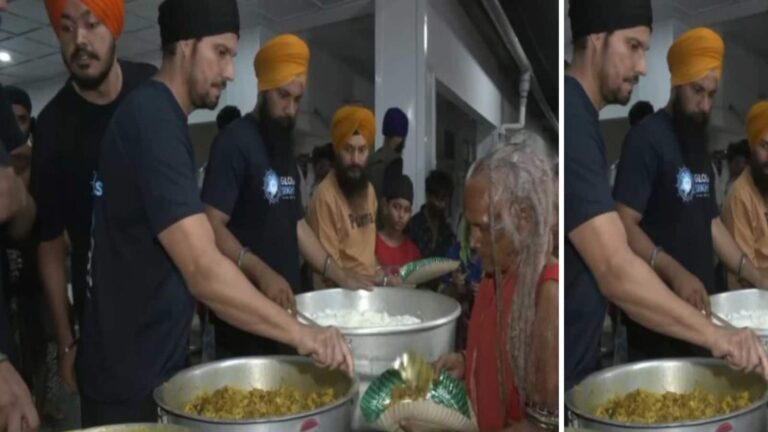 Randeep Hooda: असम पहुंच रणदीप हुड्डा ने बाढ़ पीड़ितों को खिलाया खाना, बोले- ये हमारा फर्ज है