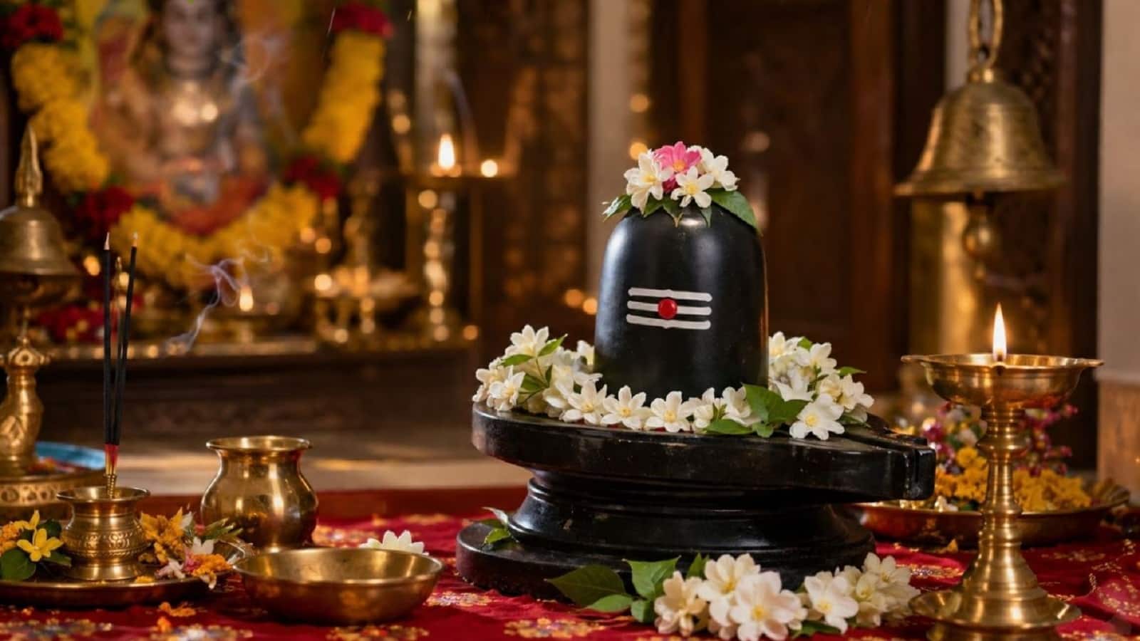 First Sawan Somwar 2026 Shubh Yog: 04 शुभ योगों में 03 अगस्त को होगा सावन के पहले सोमवार का व्रत, जानें जलाभिषेक और शिव पूजन का शुभ मुहूर्त