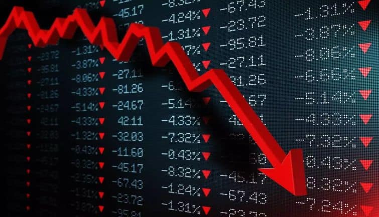 Voltas Share Price: Q1 नतीजों के बाद शेयर 4% टूटा, अब खरीदें, बेचें या रहे बनें, जानें एनालिस्ट की राय