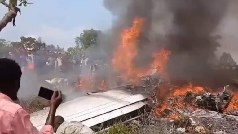 Congo Plane Crash: कांगो में बड़ा विमान हादसा, सेना के 2 सीनियर अधिकारी समेत 14 लोगों की मौत