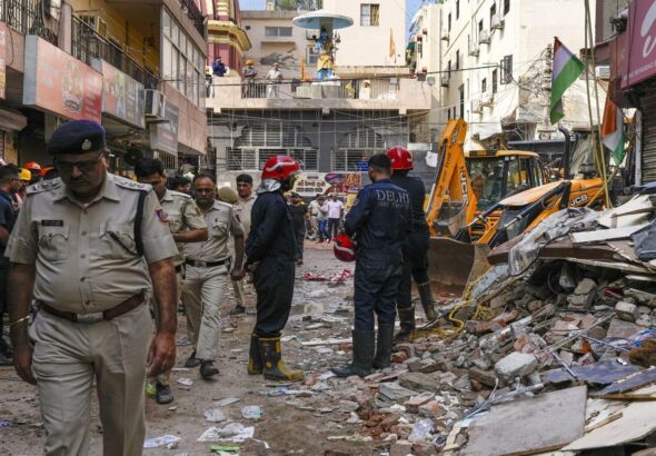 Delhi PG collapse: सत्य निकेतन में 4 साल बाद फिर वही खौफ! 2022 की त्रासदी की याद दिला गया बिल्डिंग हादसा, अब तक 7 की मौत