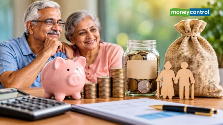 EPF Investment: रिटायरमेंट के बाद रेगुलर इनकम के लिए EPF का पैसा कहां लगाएं? समझिए पूरा हिसाब