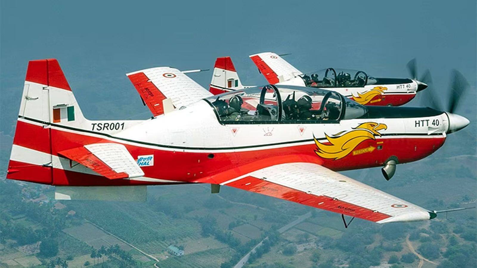 वायुसेना को मिलेगा तेजस ट्विन सीटर और HTT-40 ट्रेनर एयरक्राफ्ट, 'आत्मनिर्भर भारत' की दिशा में HAL करने जा रही बड़ा धमाका