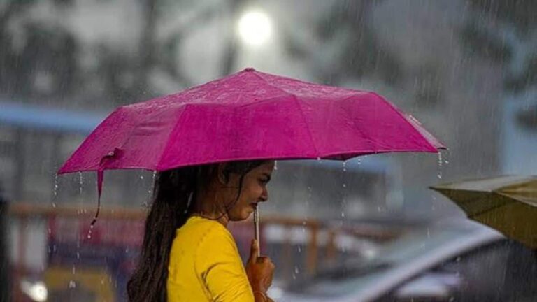 Mausam update: आज तेलंगाना, आंध्र, कर्नाटक और छत्तीसगढ़ में भारी बारिश का अलर्ट, कई राज्यों में आंधी-बिजली की चेतावनी