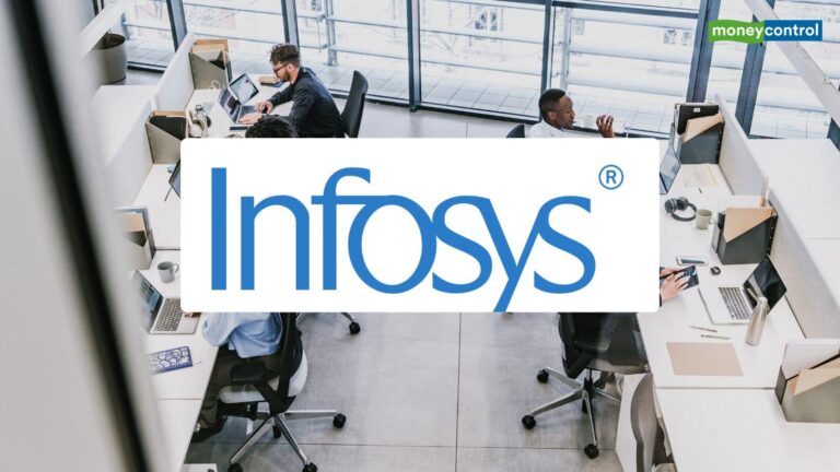 Infosys Share Price: इंट्राडे में छह साल के निचले स्तर पर आया इंफोसिस, अब खरीदें या बेचने में भलाई?