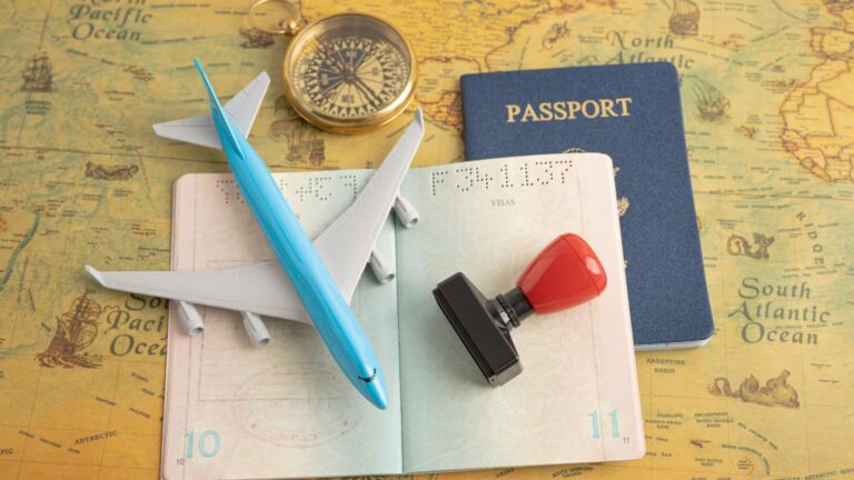 International Trip: विदेश जाने से पहले सावधान! भारतीयों के लिए बदल गए इन देशों के वीजा और एंट्री के नियम