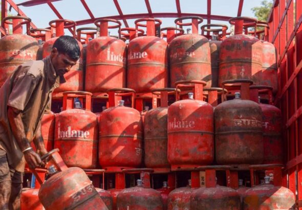 LPG Price 3 September 2026: गैस सिलेंडर खरीदने से पहले जान लें आज का रेट, दिल्ली से पटना तक पूरी लिस्ट