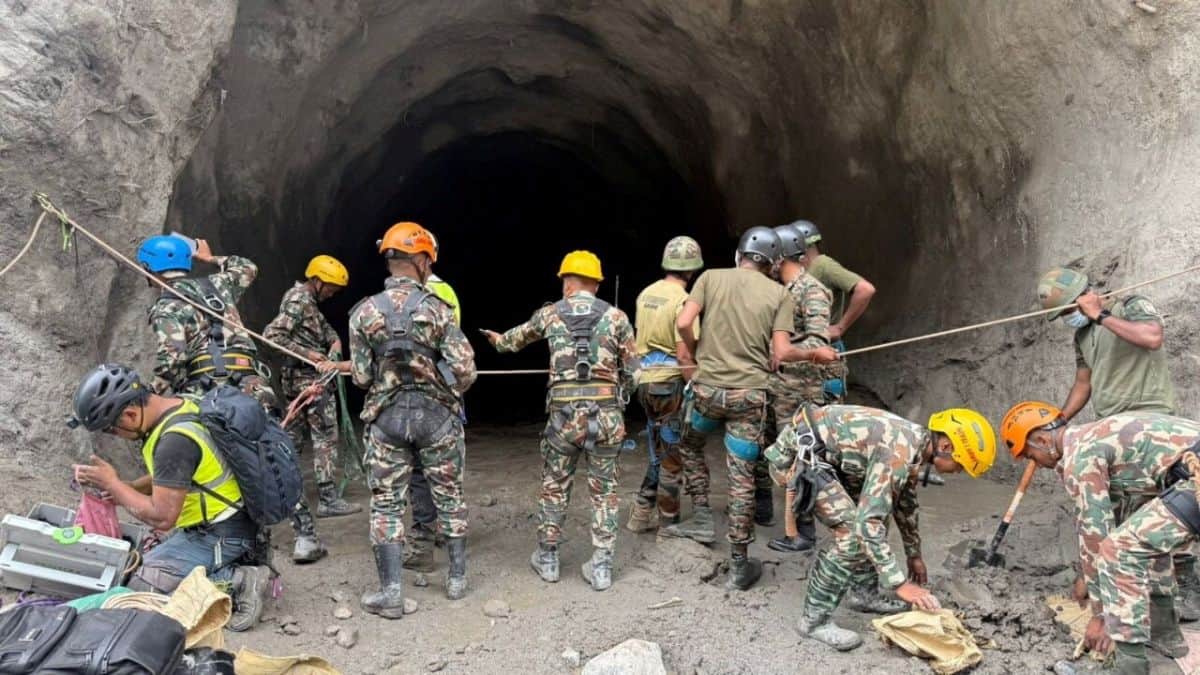 नेपाल बाढ़ के 10वें दिन चमत्कार, त्रिशूली 3A हाइड्रो प्रोजेक्ट की सुरंग से आई आवाजें! बचाव दल ने कहा हम आ रहे तो अंदर से ये सुनाई दिया