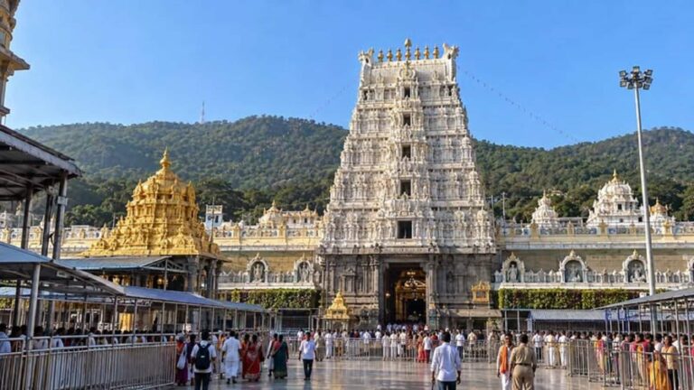 Tirupati Laddu prasadam: तिरुपति मंदिर के प्रसाद में मिला पाम ऑयल और केमिकल, ED के हत्थे चढ़े सुकृति फूड्स के कैलाश चंद मंगला