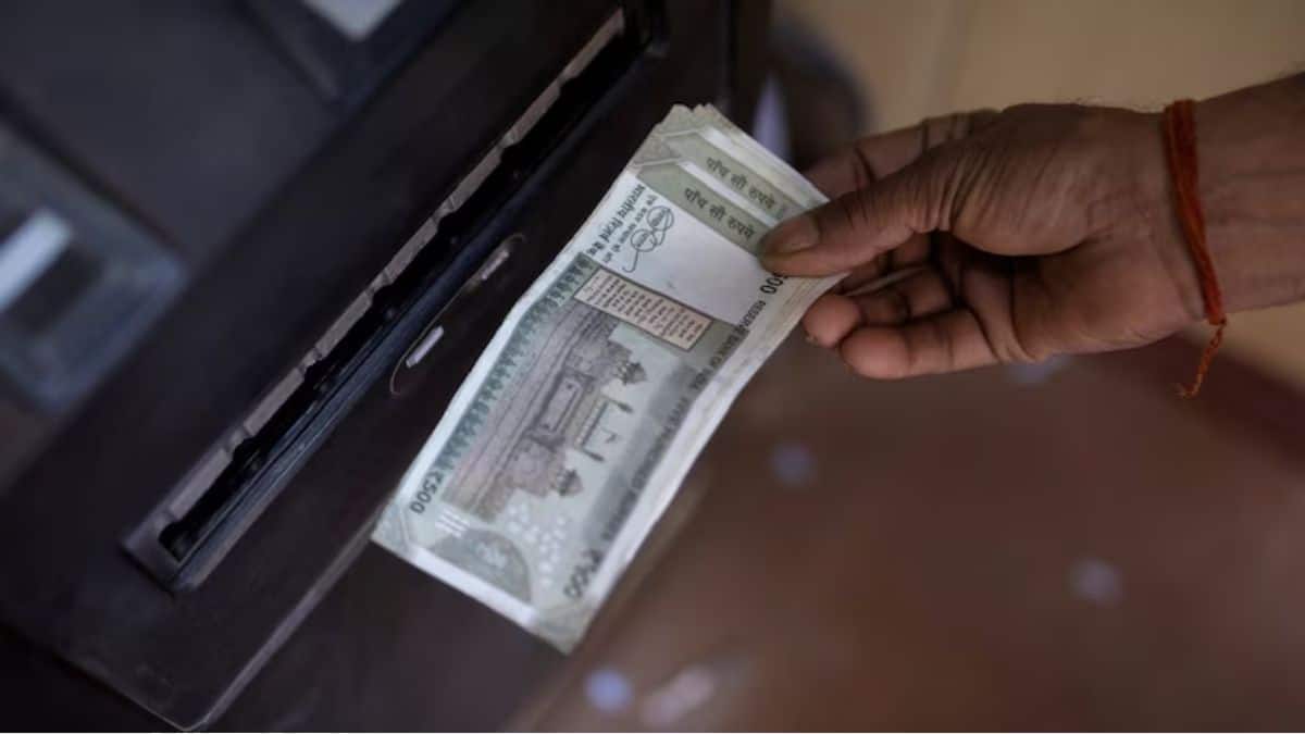 Bank Strike: 3 दिनों की हड़ताल के बीच ग्राहकों को बड़ी राहत, सरकारी बैंकों ने ATM को लेकर किया ये बड़ा ऐलान