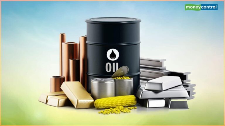 Commodity Market : 7 हफ्तों के निचले स्तरों पर पहुंचे सोने-चांदी के दाम, क्रूड में फिर बड़ा उछाल
