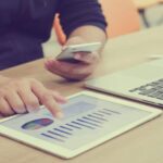 Market Trend : बाजार पर तेजड़ियों की पकड़ ढ़ीली, कमजोर बाजार में भी इस कैपिटल मार्केट शेयर में दिख रहा दम